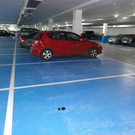 Muy Amplio, Con Wifi Y A 12 Minutos Del Centro Apartman