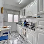 Muy Amplio, Con Wifi Y A 12 Minutos Del Centro Apartmán *