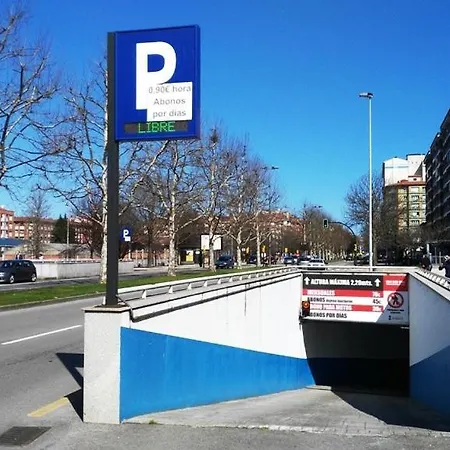 Muy Amplio, Con Wifi Y A 12 Minutos Del Centro דירה *