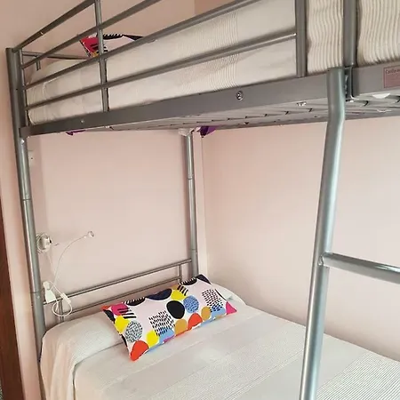 Muy Amplio, Con Wifi Y A 12 Minutos Del Centro * Gijón